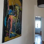In Апартаменты *